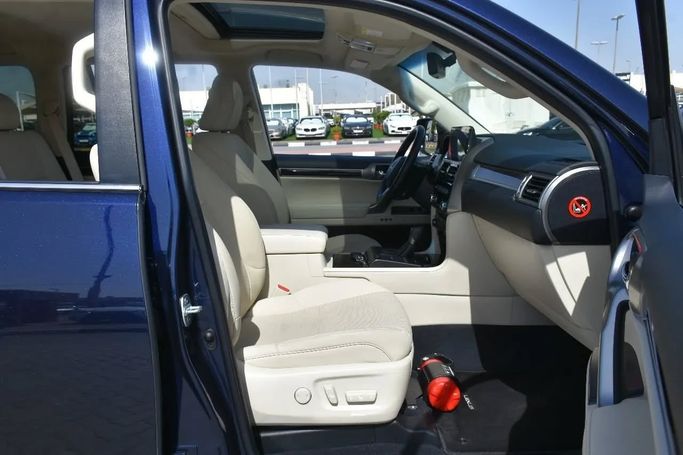 Подержанный Lexus GX 460 II Рестайлинг 2, 4.6 л, 2022 в Шардже от Alfaris Used Cars Синий цвет. Other | AUTO.AE