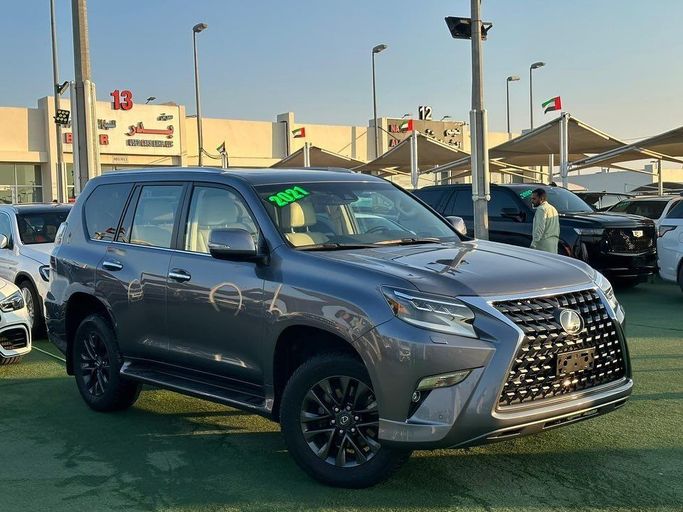 Used Lexus GX 460 II Facelift 2, 4.6 l, 2021 in Sharjah by Badar Used Cars, Silver color.  | AUTO.AE