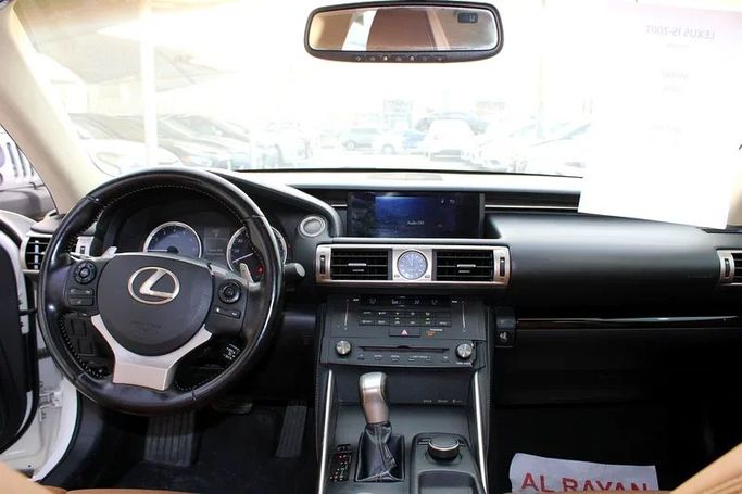 Used Lexus IS 200t III Facelift, 2.0 l, 2016 in Sharjah by Sama alsaadah Cars, White color. American Specs | AUTO.AE