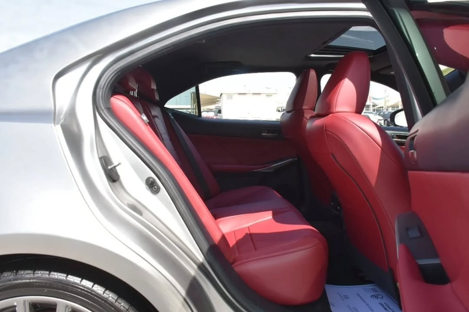 Used Lexus IS 300 III Facelift, 2.0 l, 2019 in Sharjah by Alfaris Used Cars, Silver color. Other | AUTO.AE