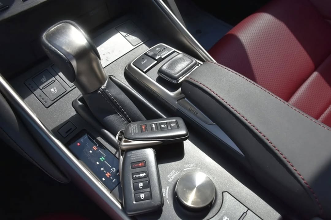 Used Lexus IS 300 III Facelift, 2.0 l, 2019 in Sharjah by Alfaris Used Cars, Silver color. Other | AUTO.AE