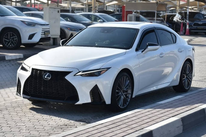 Used Lexus IS 300 III Facelift 2, 3.5 l, 2022 in Sharjah by Alfaris Used Cars, White color. Other | AUTO.AE