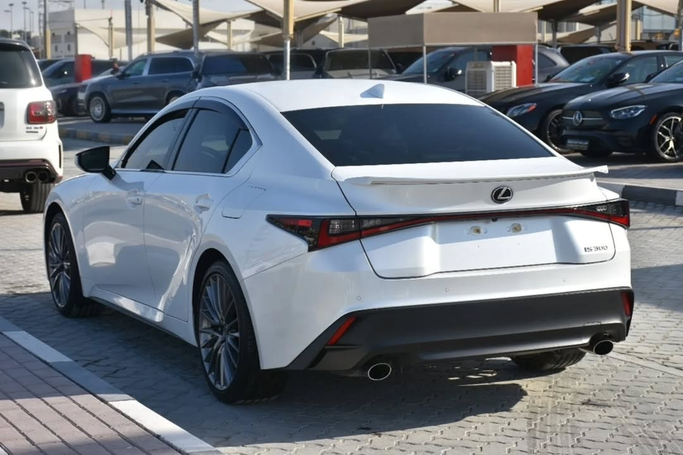 Used Lexus IS 300 III Facelift 2, 3.5 l, 2022 in Sharjah by Alfaris Used Cars, White color. Other | AUTO.AE