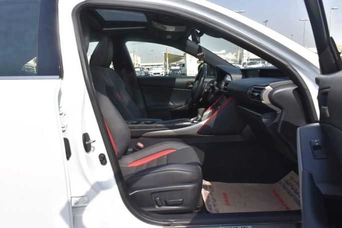 Used Lexus IS 300 III Facelift, 3.5 l, 2019 in Sharjah by Alfaris Used Cars, White color. Other | AUTO.AE