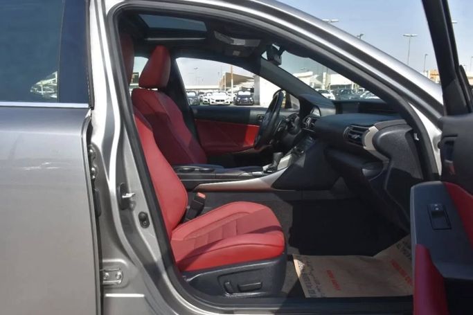 Used Lexus IS 300 III Facelift, 3.5 l, 2019 in Sharjah by Alfaris Used Cars, Silver color.  | AUTO.AE