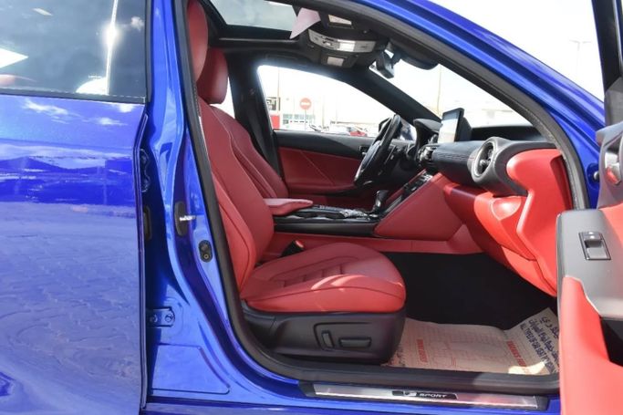 Подержанный Lexus IS 350 III Рестайлинг 2, 3.5 л, 2022 в Шардже от Alfaris Used Cars Синий цвет. Other | AUTO.AE