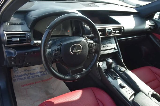 Подержанный Lexus IS 300 III Рестайлинг, 3.5 л, 2017 в Шардже от Alfaris Used Cars Черный цвет. Other | AUTO.AE