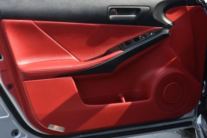 Подержанный Lexus IS 350 III Рестайлинг 2, 3.5 л, 2022 в Шардже от Alfaris Used Cars Серебристый цвет. Other | AUTO.AE