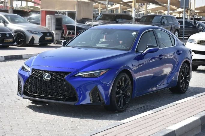 Подержанный Lexus IS 300 III Рестайлинг 2, 3.5 л, 2021 в Шардже от Alfaris Used Cars Синий цвет. Other | AUTO.AE