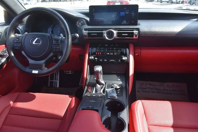 Подержанный Lexus IS 300 III Рестайлинг 2, 3.5 л, 2021 в Шардже от Alfaris Used Cars Синий цвет. Other | AUTO.AE