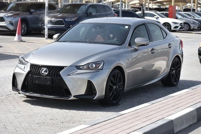Подержанный Lexus IS 300 III Рестайлинг, 3.5 л, 2017 в Шардже от Alfaris Used Cars Серебристый цвет. Other | AUTO.AE