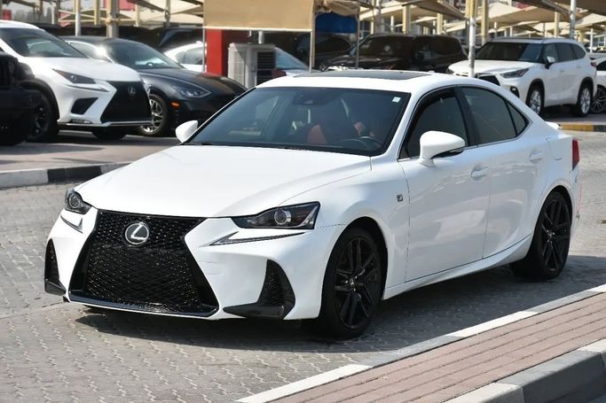 Подержанный Lexus IS 300 III Рестайлинг, 3.5 л, 2017 в Шардже от Alfaris Used Cars Белый цвет. Other | AUTO.AE