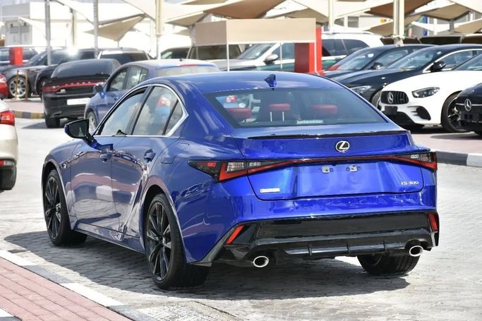 Подержанный Lexus IS 300 III Рестайлинг 2, 3.5 л, 2023 в Шардже от Alfaris Used Cars Синий цвет. Other | AUTO.AE
