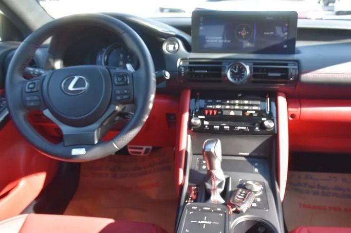 Подержанный Lexus IS 350 III Рестайлинг 2, 3.5 л, 2023 в Шардже от Alfaris Used Cars Серебристый цвет. Other | AUTO.AE