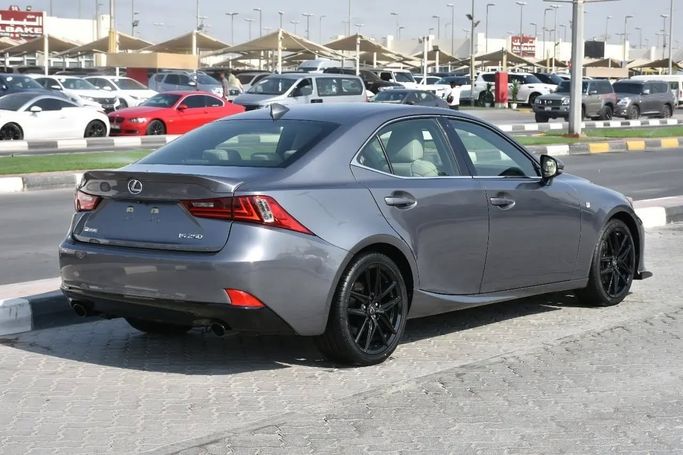 Подержанный Lexus IS 250 III, 2.5 л, 2015 в Шардже от Alfaris Used Cars Серебристый цвет. Other | AUTO.AE