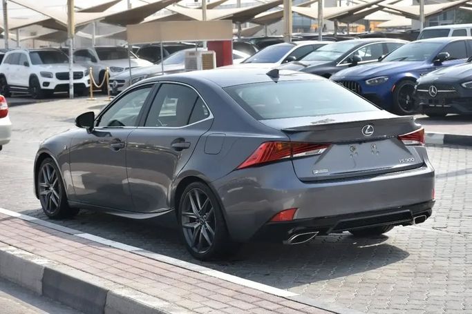 Подержанный Lexus IS 300 III Рестайлинг, 3.5 л, 2019 в Шардже от Alfaris Used Cars Серебристый цвет. Other | AUTO.AE