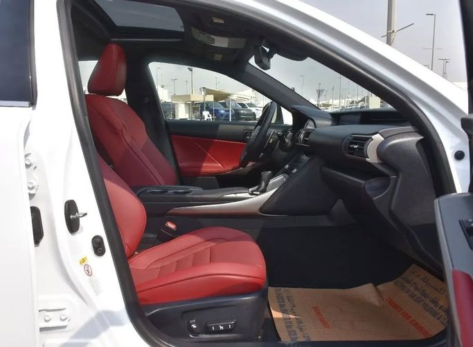 Used Lexus IS 350 III Facelift, 3.5 l, 2018 in Sharjah by Alfaris Used Cars, White color. Other | AUTO.AE