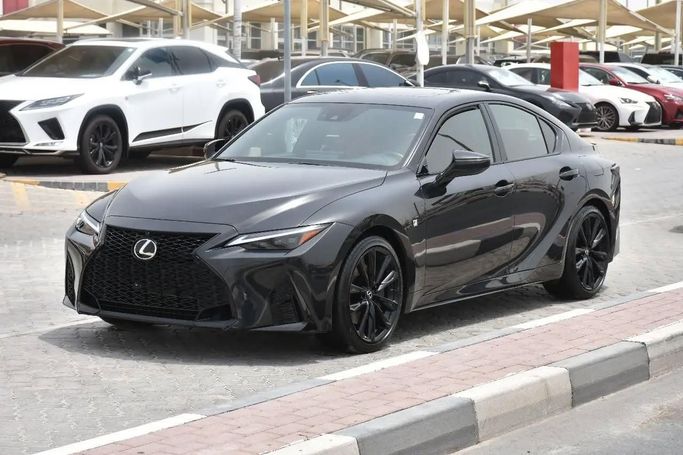 Подержанный Lexus IS 350 III Рестайлинг 2, 3.5 л, 2022 в Шардже от Alfaris Used Cars Серый цвет. Other | AUTO.AE