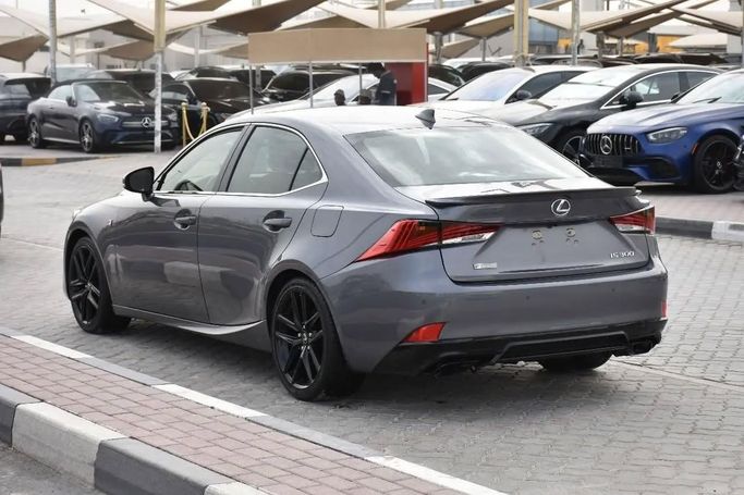 Подержанный Lexus IS 300 III Рестайлинг, 3.5 л, 2018 в Шардже от Alfaris Used Cars Серый цвет. Other | AUTO.AE