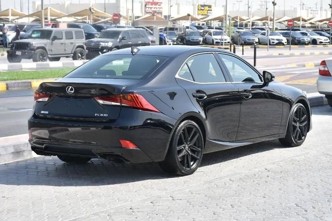 Подержанный Lexus IS 300 III Рестайлинг, 3.5 л, 2019 в Шардже от Alfaris Used Cars Черный цвет. Other | AUTO.AE