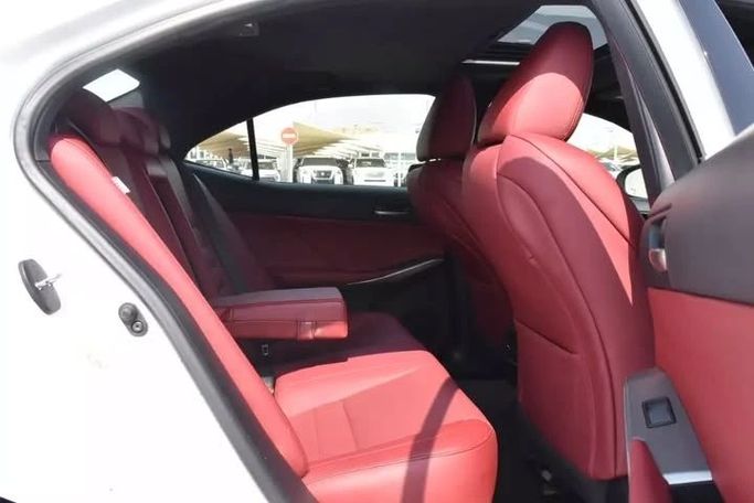 Used Lexus IS 300 III Facelift, 3.5 l, 2017 in Sharjah by Alfaris Used Cars, White color. Other | AUTO.AE