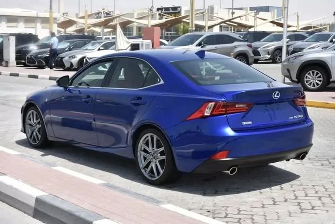 Подержанный Lexus IS 350 III, 3.5 л, 2016 в Шардже от Alfaris Used Cars Синий цвет. Other | AUTO.AE