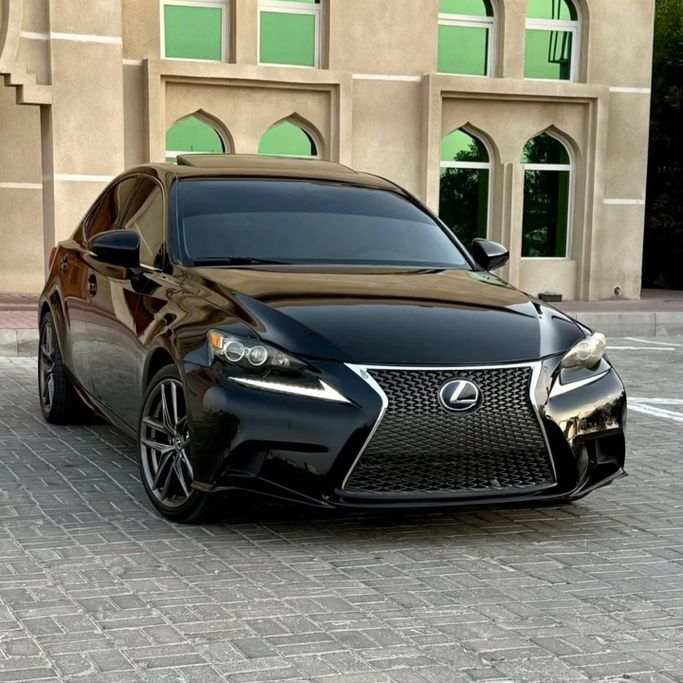 Подержанный Lexus IS 250 III, 2.5 л, 2015 в Шардже от Sarmad Cars Черный цвет. Other | AUTO.AE