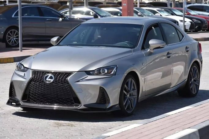 Подержанный Lexus IS 300 III Рестайлинг, 3.5 л, 2018 в Шардже от Alfaris Used Cars Серебристый цвет. Other | AUTO.AE