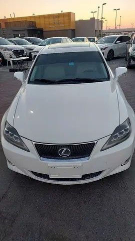 Подержанный Lexus IS 250 II Рестайлинг 2, 2.5 л, 2013 в ОАЭ, Шарджа от Al Aqsa Used Cars Белый цвет. Американская | AUTO.AE | Объявление #279083