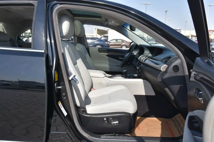 Подержанный Lexus LS 460 IV Рестайлинг 2, 4.6 л, 2013 в Шардже от Alfaris Used Cars Черный цвет. Other | AUTO.AE