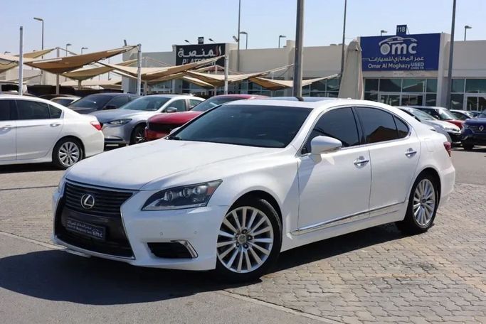 Used Lexus LS 460 IV Facelift 2, 4.6 l, 2017 in Sharjah by OMC Used Cars, White color. American Specs | AUTO.AE
