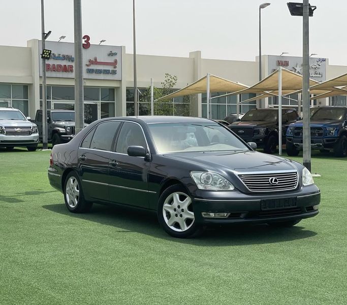 Подержанный Lexus LS 430 III Рестайлинг, 4.3 л, 2004 в Шардже от Badar Used Cars Черный цвет.  | AUTO.AE