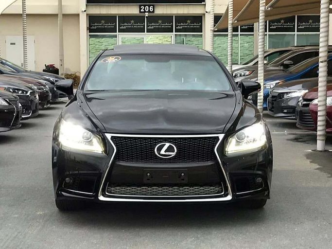Used Lexus LS 460 IV Facelift 2, 4.6 l, 2013 in Sharjah by Al Nukhba Al Malakyah Used Cars, Black color. American Specs | AUTO.AE