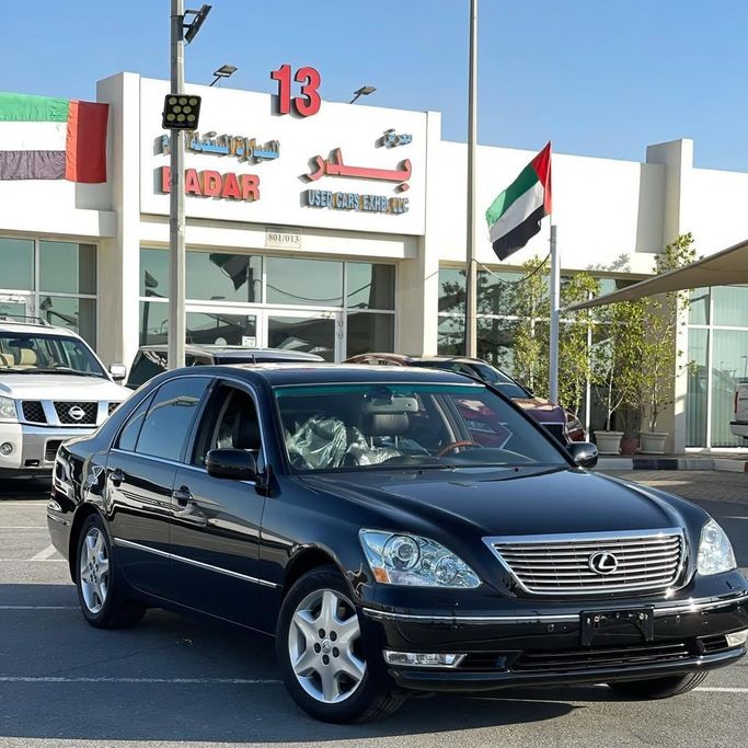 Used Lexus LS 430 III Facelift, 4.3 l, 2006 in Sharjah by Badar Used Cars, Black color.  | AUTO.AE