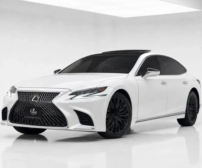 مستعملة ⁦Lexus LS 500 V، 3.4 l، 2018⁩ في في الإمارات, الشارقة من Al Basma Motors، اللون أبيض. المواصفات الأمريكية | AUTO.AE | إعلان #286751