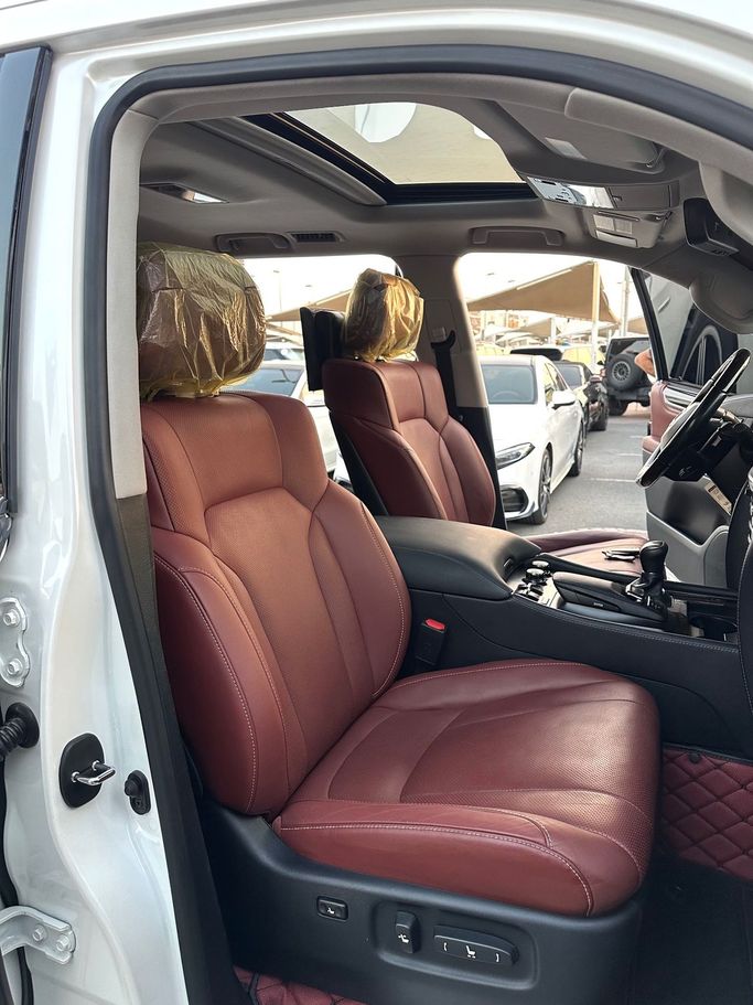 Used Lexus LX Arctic Trucks 570 III Facelift 2, 5.7 l, 2020 in Sharjah by Titanium Used Cars, White color. Canadian Specs | AUTO.AE