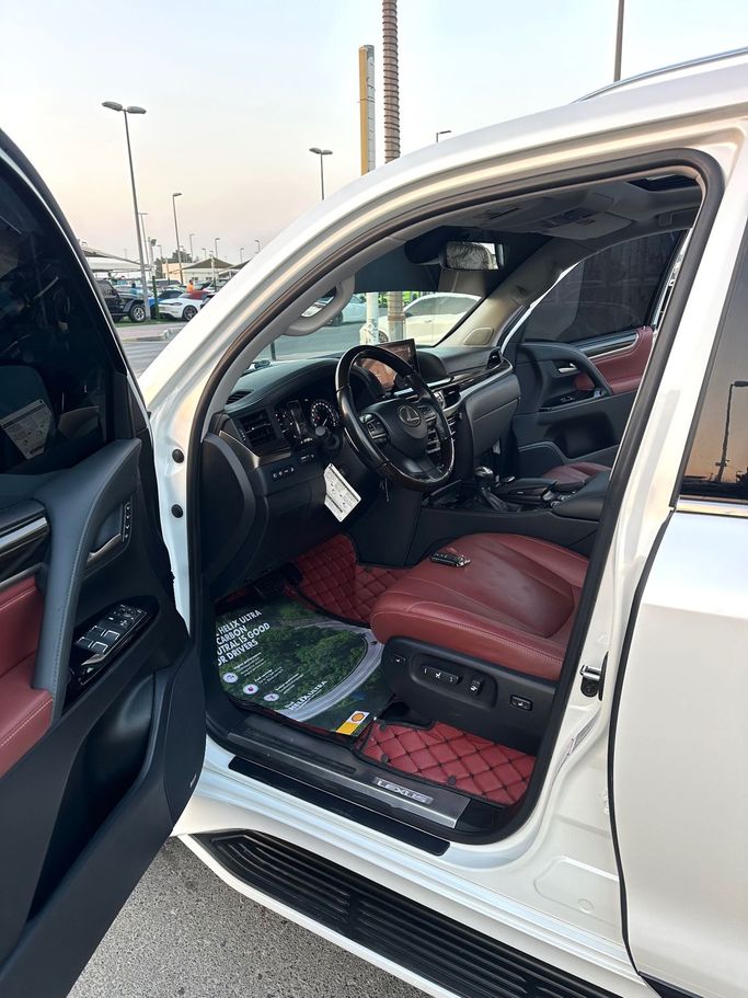 Used Lexus LX Arctic Trucks 570 III Facelift 2, 5.7 l, 2020 in Sharjah by Titanium Used Cars, White color. Canadian Specs | AUTO.AE