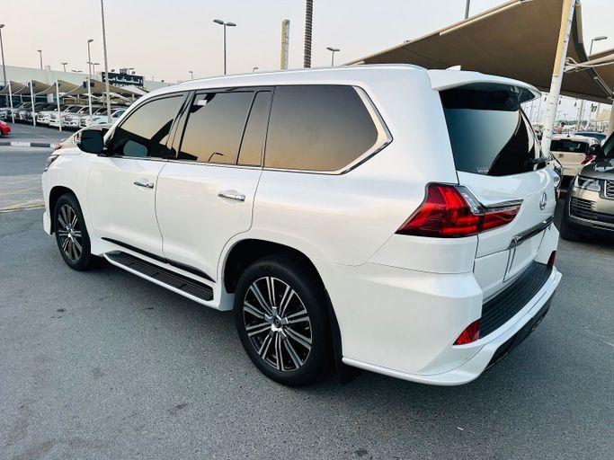 Used Lexus LX Arctic Trucks 570 III Facelift 2, 5.7 l, 2020 in Sharjah by Titanium Used Cars, White color. Canadian Specs | AUTO.AE