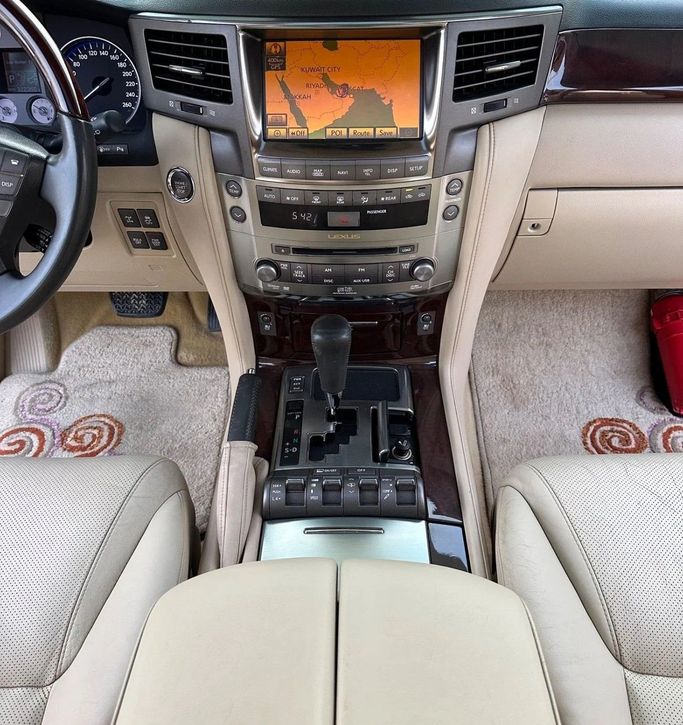 Used Lexus LX 570 III, 5.7 l, 2010 in Sharjah by Titanium Used Cars, Golden color. GCC Specs | AUTO.AE