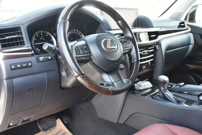 Used Lexus LX 570 III Facelift 2, 5.7 l, 2021 in Sharjah by Alfaris Used Cars, White color. Other | AUTO.AE