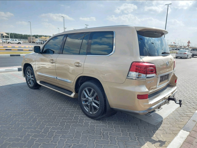 Used Lexus LX 570 III, 5.7 l, 2010 in Sharjah by Alsabah Used Cars, Golden color. GCC Specs | AUTO.AE