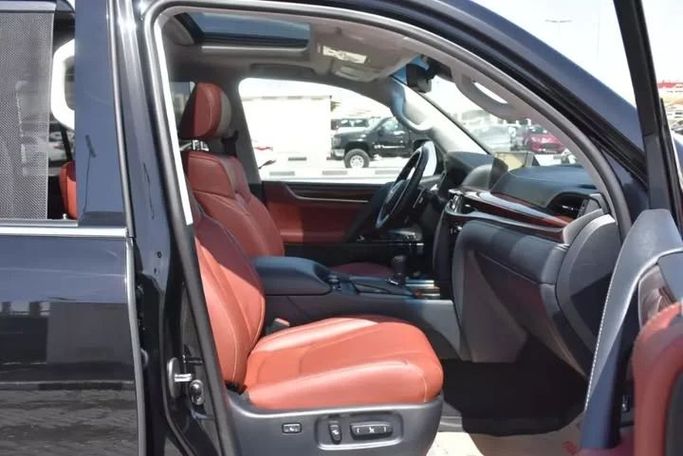 Used Lexus LX 570 III Facelift 2, 5.7 l, 2021 in Sharjah by Alfaris Used Cars, Black color. Other | AUTO.AE