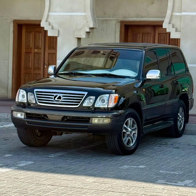 Подержанный Lexus LX 470 II Рестайлинг, 4.7 л, 2006 в Шардже от Sarmad Cars Черный цвет. Other | AUTO.AE
