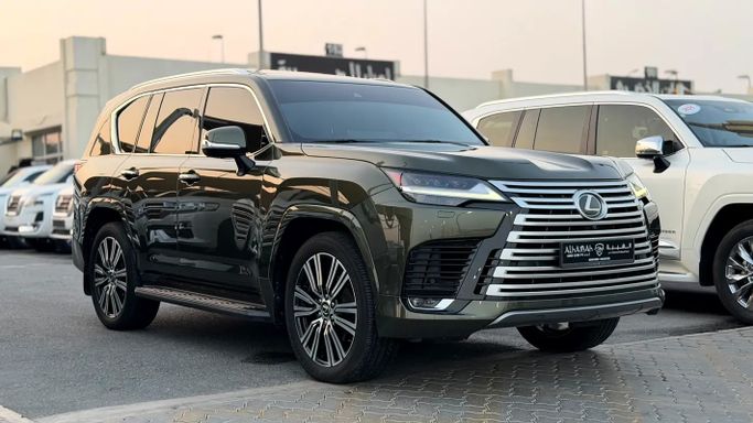 Used ⁦Lexus LX 600 IV, 3.4 l, 2024⁩ in UAE, Sharjah by ASAL ALHAIBAH USED CARS, Green color. GCC Specs | AUTO.AE | Listing #287329