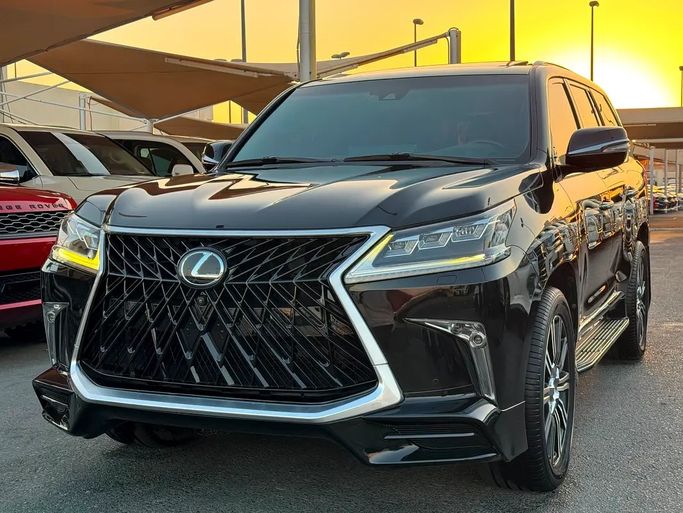 مستعملة ⁦Lexus LX 570 ثالثاً فيس ليفت 2، 5.7 l، 2016⁩ في في الإمارات, الشارقة من ASAL ALHAIBAH USED CARS، اللون أسود. مواصفات الخليج | AUTO.AE | إعلان #287452