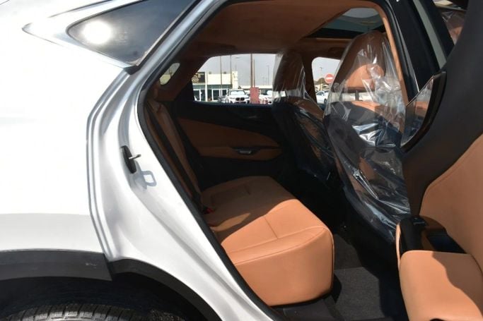 Подержанный Lexus NX 250 II, 2.5 л, 2022 в Шардже от Alfaris Used Cars Белый цвет. Other | AUTO.AE