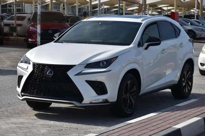 Подержанный Lexus NX 300 I Рестайлинг, 2.0 л, 2020 в Шардже от Alfaris Used Cars Белый цвет. Other | AUTO.AE