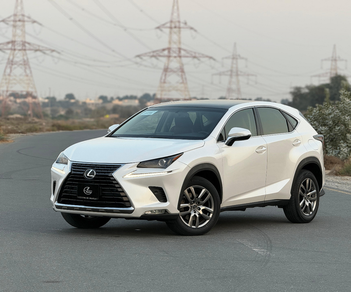 مستعملة Lexus NX 300 أنا شد الوجه, 2.0 l, 2019 في في الشارقة من Al Basma Motors، اللون أبيض. مواصفات الخليج | AUTO.AE
