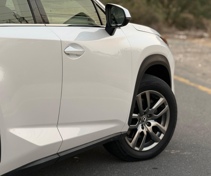 مستعملة Lexus NX 300 أنا شد الوجه, 2.0 l, 2019 في في الشارقة من Al Basma Motors، اللون أبيض. مواصفات الخليج | AUTO.AE