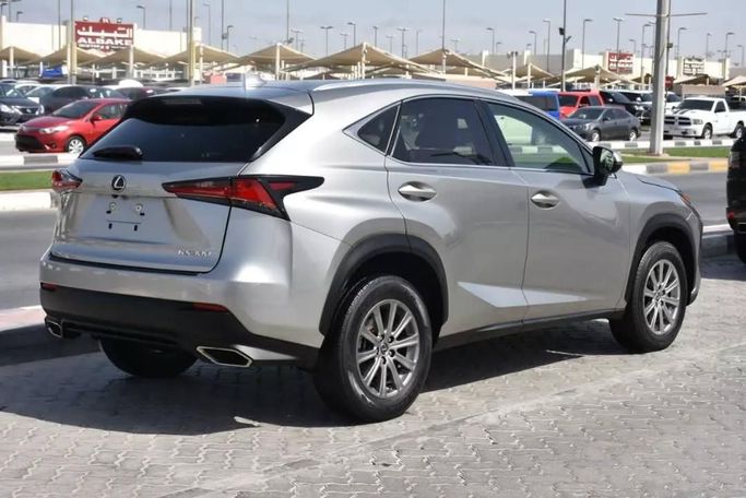 Подержанный Lexus NX 300 I Рестайлинг, 2.0 л, 2020 в Шардже от Alfaris Used Cars Серебристый цвет. Other | AUTO.AE
